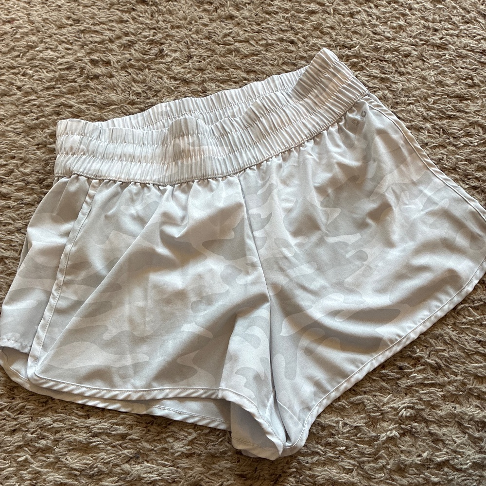 DSG white/gray camo shorts, women’s medium